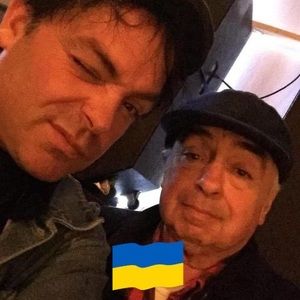 Meet your Posher, Christopher